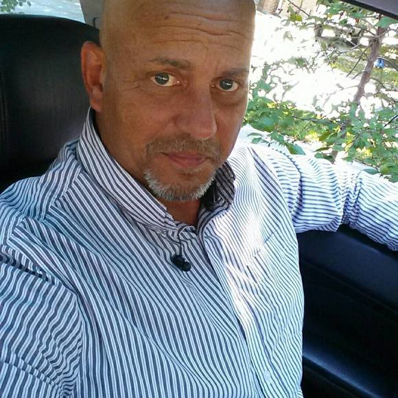 Meet your Posher, Thom - Picture 1 of 1